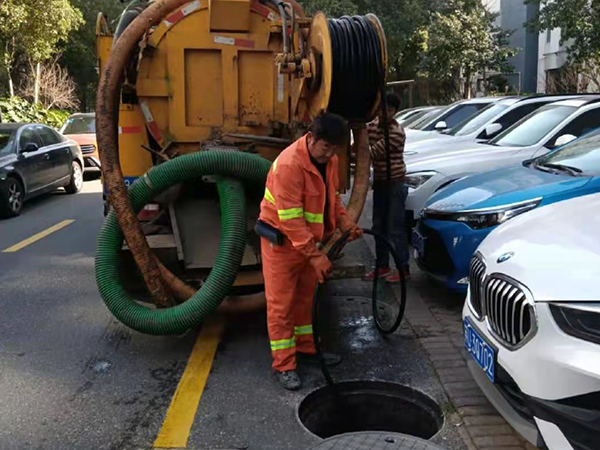 河西排污管道清淤